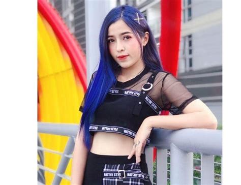 Linh Barbie L Ai Hot Girl Tiktok S H U L T View Kh Ng