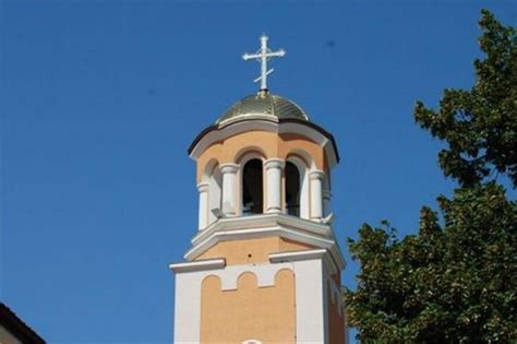 Обраха църквата в село Габрене