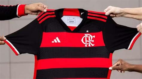 Koka Flamengo Fecha Patroc Nio Kwai Para Estampar Marca Na Camisa