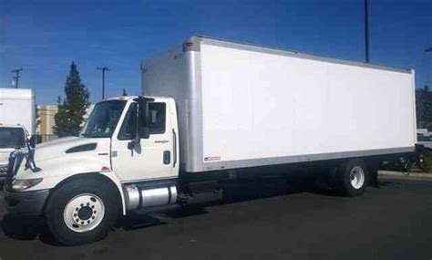 International 4300 Durastar 26ft Box Truck Auto 3000 Alum Liftgate