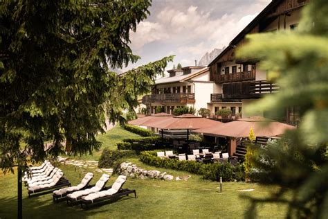 Rosapetra Spa Resort - Rosapetra SPA Resort, Luxury Hotel in Cortina d'Ampezzo, Italy | Small ...