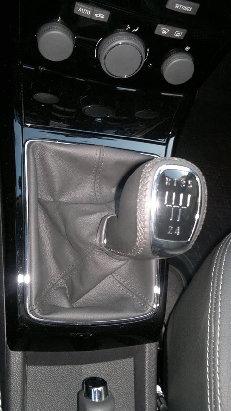 Замена ручки КПП — Opel Astra H, 1,8 л, 2012 года | тюнинг | DRIVE2