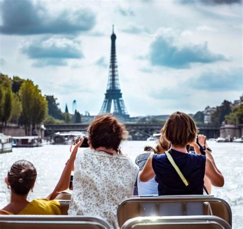 Seine River Cruise with Crepe Tasting near Eiffel Tower | Paris