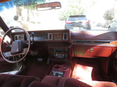 1982 Oldsmobile Cutlass Supreme Brougham 4 Door White Sedan Vin2g3am6988c2362861 For Sale