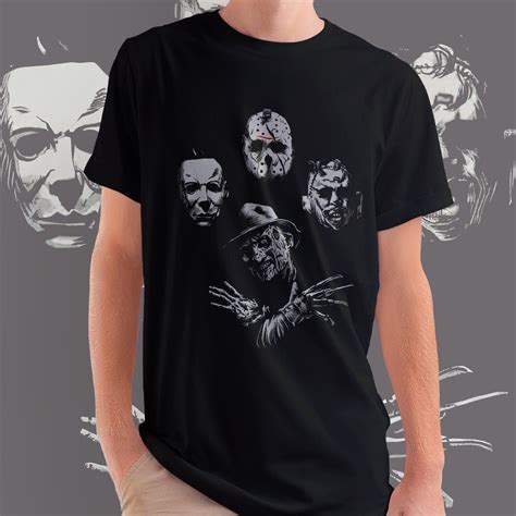 Camiseta Unissex Bohemian Nightmare Freddy Krueger Michael Myers