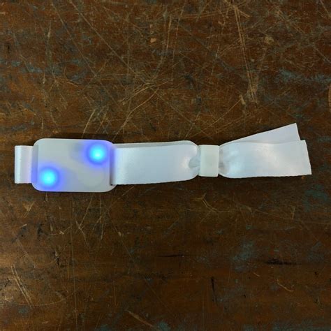 Lot Of 10 White Pixmob Blue Led Wristband Bracelets New Unused Ebay