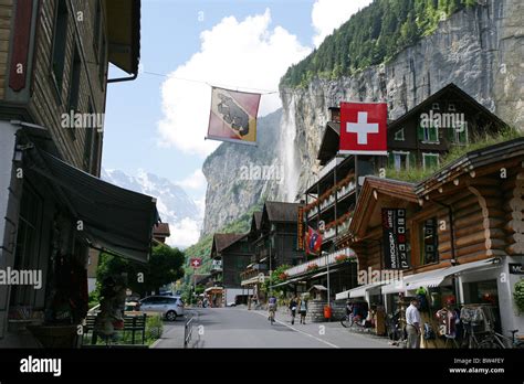 Lauterbrunnen Switzerland Hi Res Stock Photography And Images Alamy