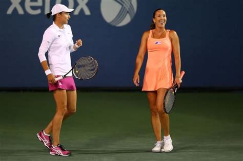 Wta Doubles Jelena Jenkovic And Katrina Srebotnik Reach Rogers Cup Finals Tennis World Cup