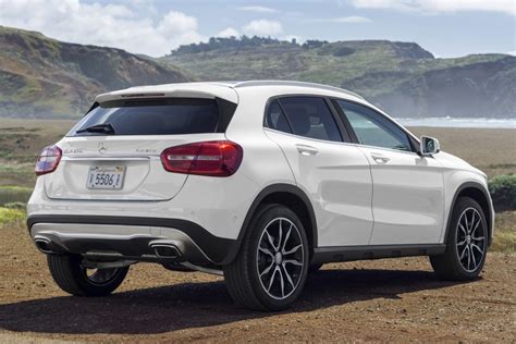 2016 Mercedes Benz Gla Class Pictures 43 Photos Edmunds