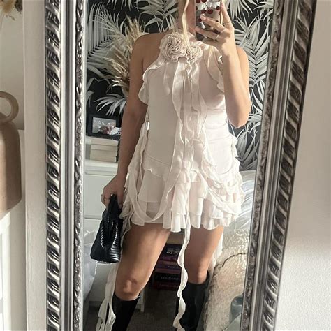 Vinchere Fashion Nude Rose Ruffle Dress Size Medium Depop