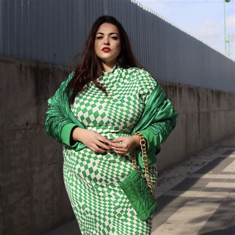 curvy y orgullosa de serlo: La influencer que ha conseguido la talla ...