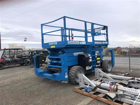 Used 2014 Genie Gs 4390 Rt Rough Terrain Scissor Lift For Sale In San