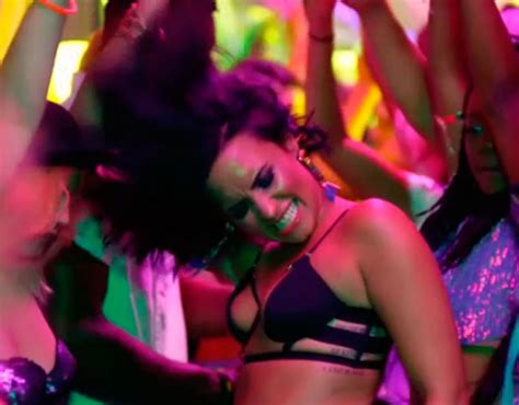 Teaser Del Vídeo De Cool For The Summer De Demi Lovato Cromosomax