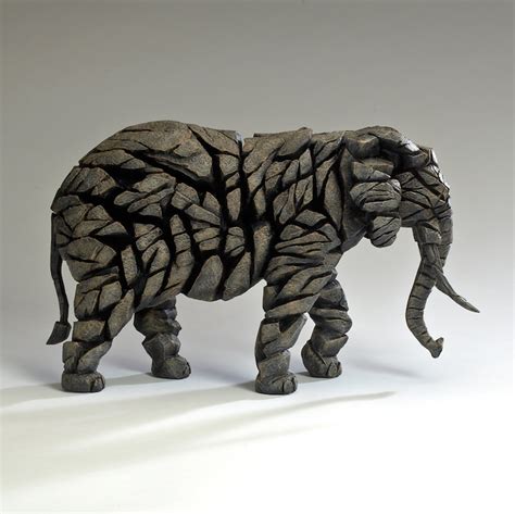 Incredible Fragmented Sculptures Convey Powerful Strength