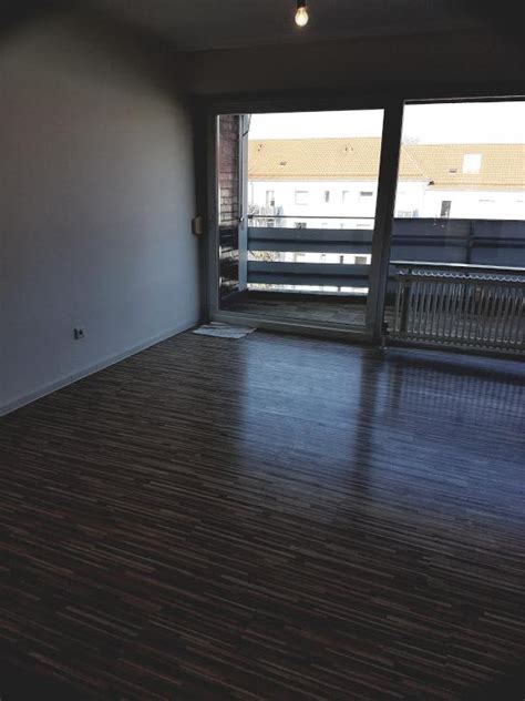 16 qm Zimmer mit großem Balkon in neuer 4er WG WG Zimmer in Ulm Weststadt