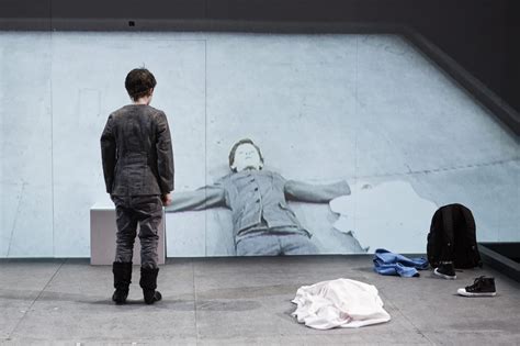 In 'Hamnet' ArtsEmerson Explores The Life And Death Of Shakespeare's ...