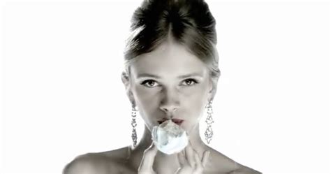newfashion: Video: Push the Button