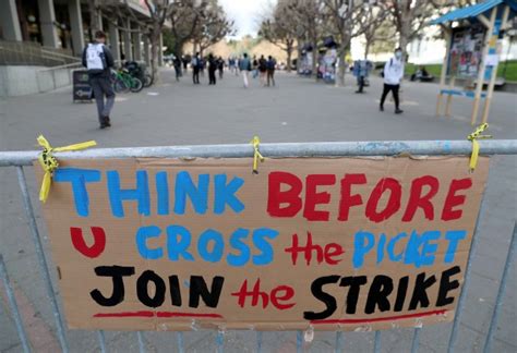 Protesters on UC Berkeley campus rally in support of fired UCSC grad ... 