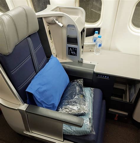 Malaysia Airlines Mh160 Kl To Doha In Business Class A Review Window Seat Preferred