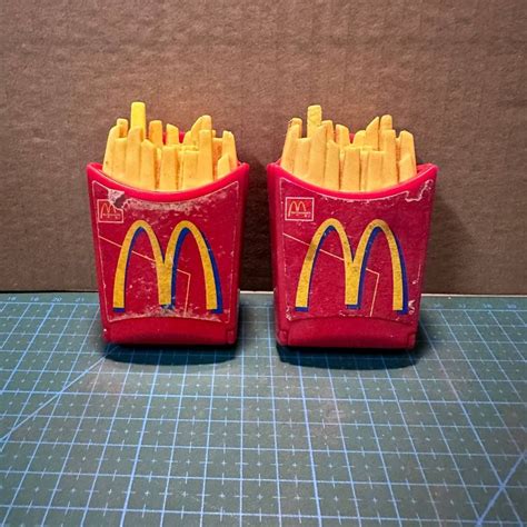 Mcdonald S Vintage Food Foolers Mcdonalds Mcdonald Mcd Mekdi