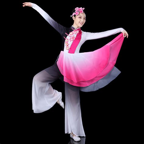 Chinese folk dance costumes for women Classical dance costumes plum ...