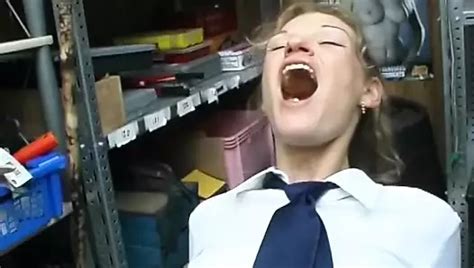 Une Blonde Fran Aise Se Fait D Molir Le Trou Du Cul Xhamster