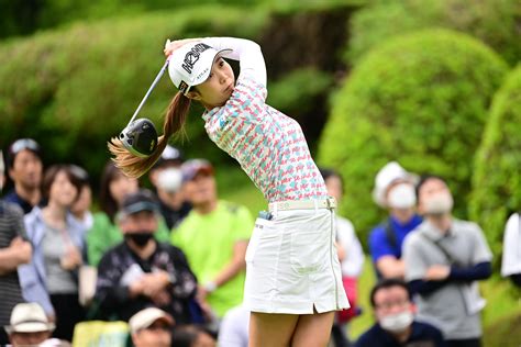 金澤志奈が11番でホールインワン達成 スポーツナビ