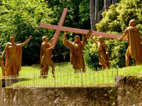 Méditations Du Chemin De Croix Catholiques Du Mantois