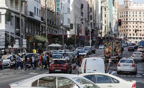 El 38 De Los Vehículos No Podrán Circular Ni Aparcar En El Centro De Madrid Madrid El PaÍs