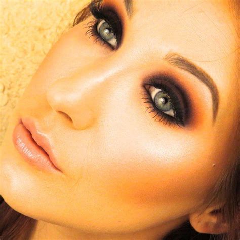 12 Youtubers Show How To Rock A Stunning Fall Inspired Smoky Eye Smokey Eye Tutorial Smoky