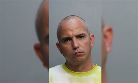 Cubano detenido en Hialeah por manejar un vehículo robado en Miami Beach