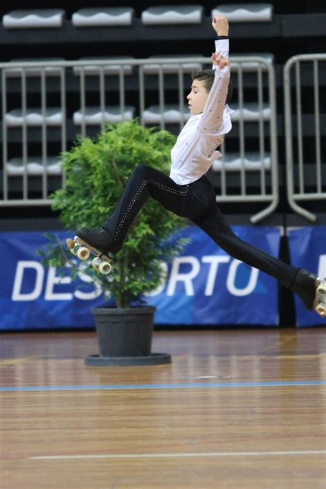 Miguel Esteves De Melga O Vice Campe O Nacional De Patinagem Livre