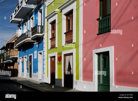 Calle en el casco antiguo de San Juan de Puerto Rico Fotografía de