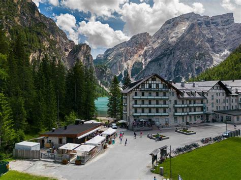 Hotel Pragser Wildsee