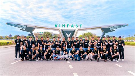 tham quan nha  vinfast toi dang trao niem tu hao viet nam cong