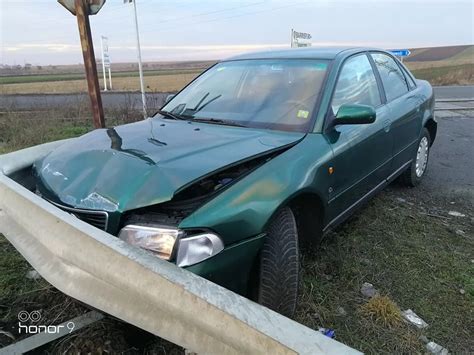 FOTO Accident la Rădăuți Un șofer care a acroșat un TIR s a izbit cu