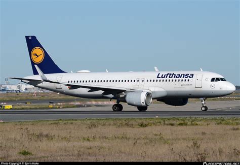 D AIUC Lufthansa Airbus A320 214 WL Photo by Björn Huke ID 1389750