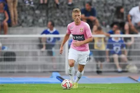 Mercato Om Asse Daniel Wass Envoie Un Message Clair Ses