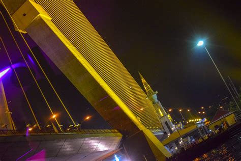 Phra Pinklao Bridge At Night The Somdet Phra Pinklao Bridg Flickr