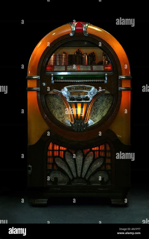 Jukebox 1950s Hi Res Stock Photography And Images Alamy