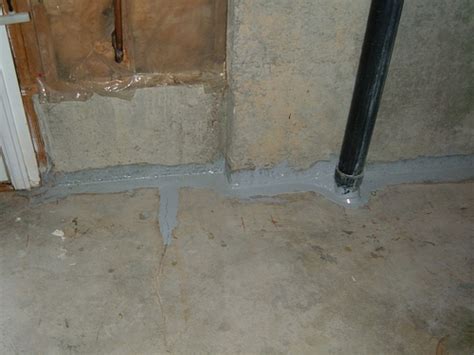 Basement Leaks Where Wall Meets Floor Interior Basement Drainage