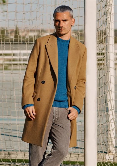 Antoine Griezmann Incarne De Nouveau Limage De MANGO Man ESSENTIAL HOMME