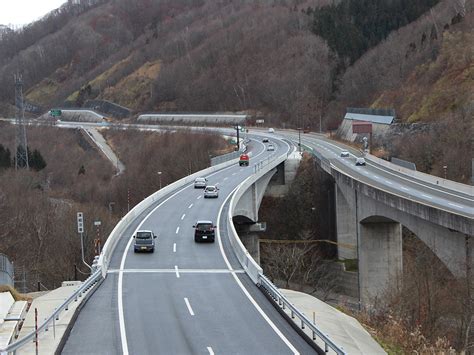 E41 東海北陸自動車道（白鳥－飛騨清見（4車線化））の進捗状況 高速道路の建設情報 高速道路の建設 事業案内 企業情報 高速道路・高速情報はnexco 中日本