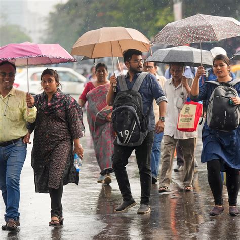 Weather Forecasts And Warnings আজও ঝড় জল আপনার জেলায় কেমন আবহাওয়া রইল পূর্বাভাস West