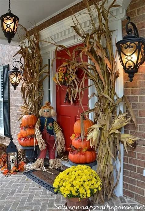 31 Cute Homemade Scarecrows For Fall