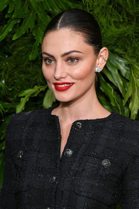 Phoebe Tonkin Daily On Twitter Phoebe Tonkin Attending The Chanel