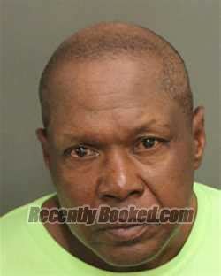 Recent Booking Mugshot For OSCAR TERRY LANGE In Orange County Florida