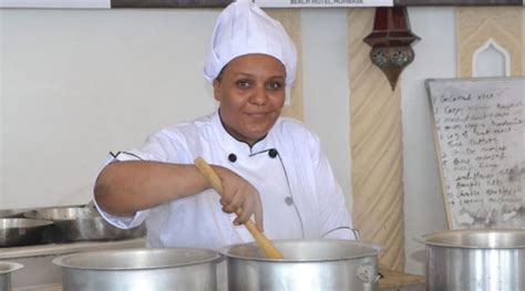 Kenyan Chef Maliha Sets World Record For Longest Time Spent Cooking