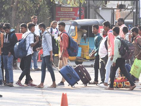 Sankranti Festival Huge Rush At Bus Stand And Railway Stations Sakshi