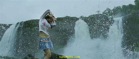 Nayanthara Hot Unseen Pics From Villu Movie Indian Actress Wallpapers Photos And Movie Stills